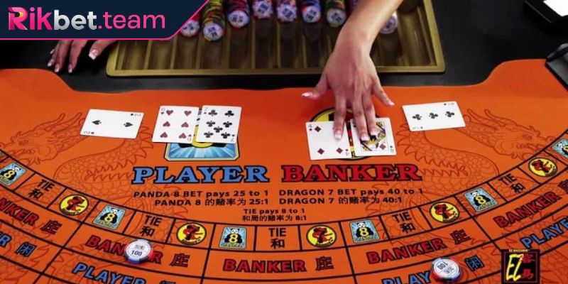 Rút thêm bài Baccarat Rikbet
